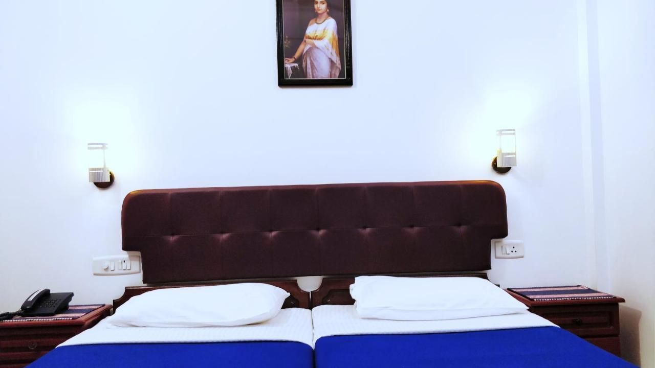 Hotel Jj Inn Kochi Dış mekan fotoğraf
