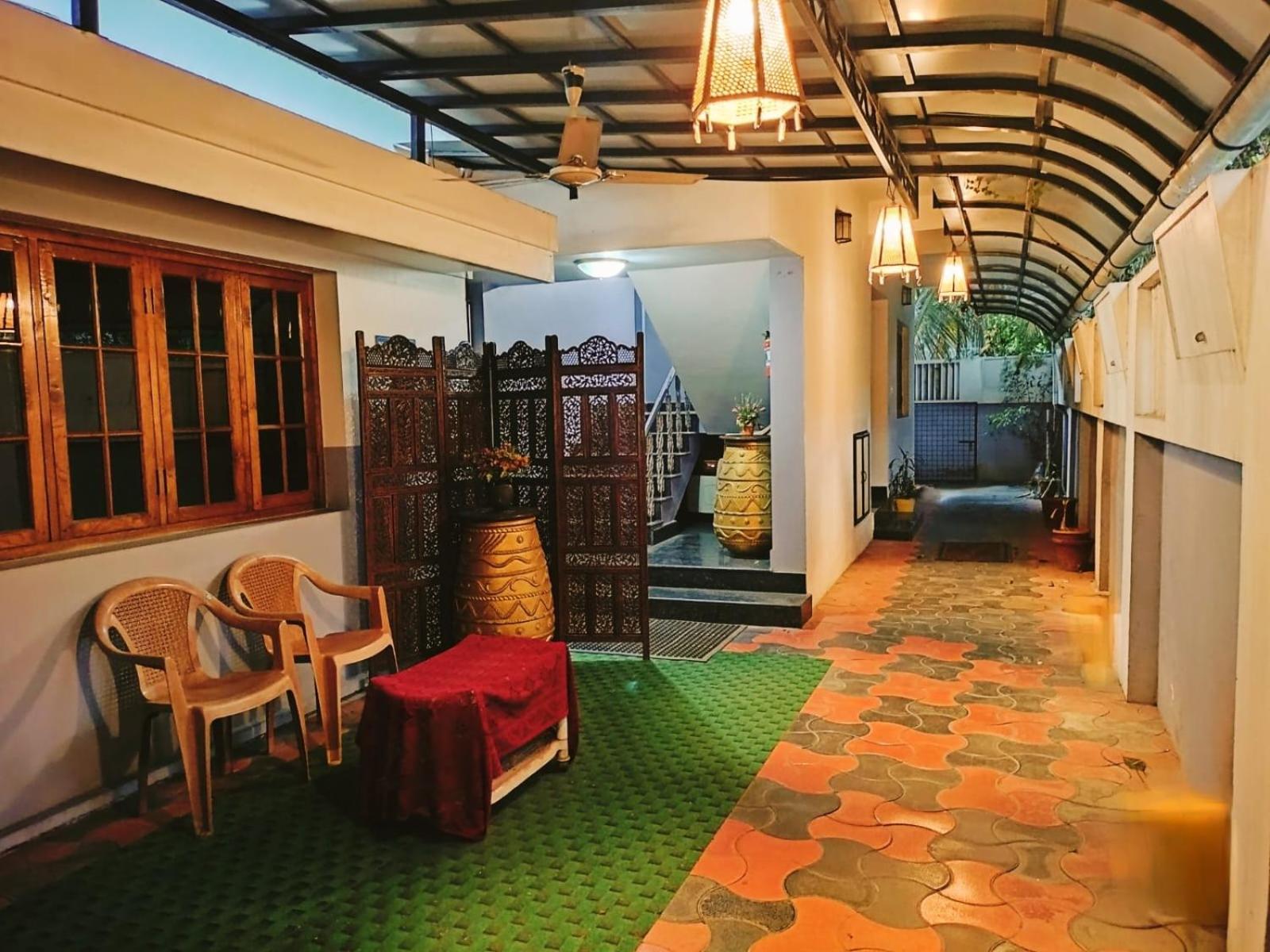 Hotel Jj Inn Kochi Dış mekan fotoğraf