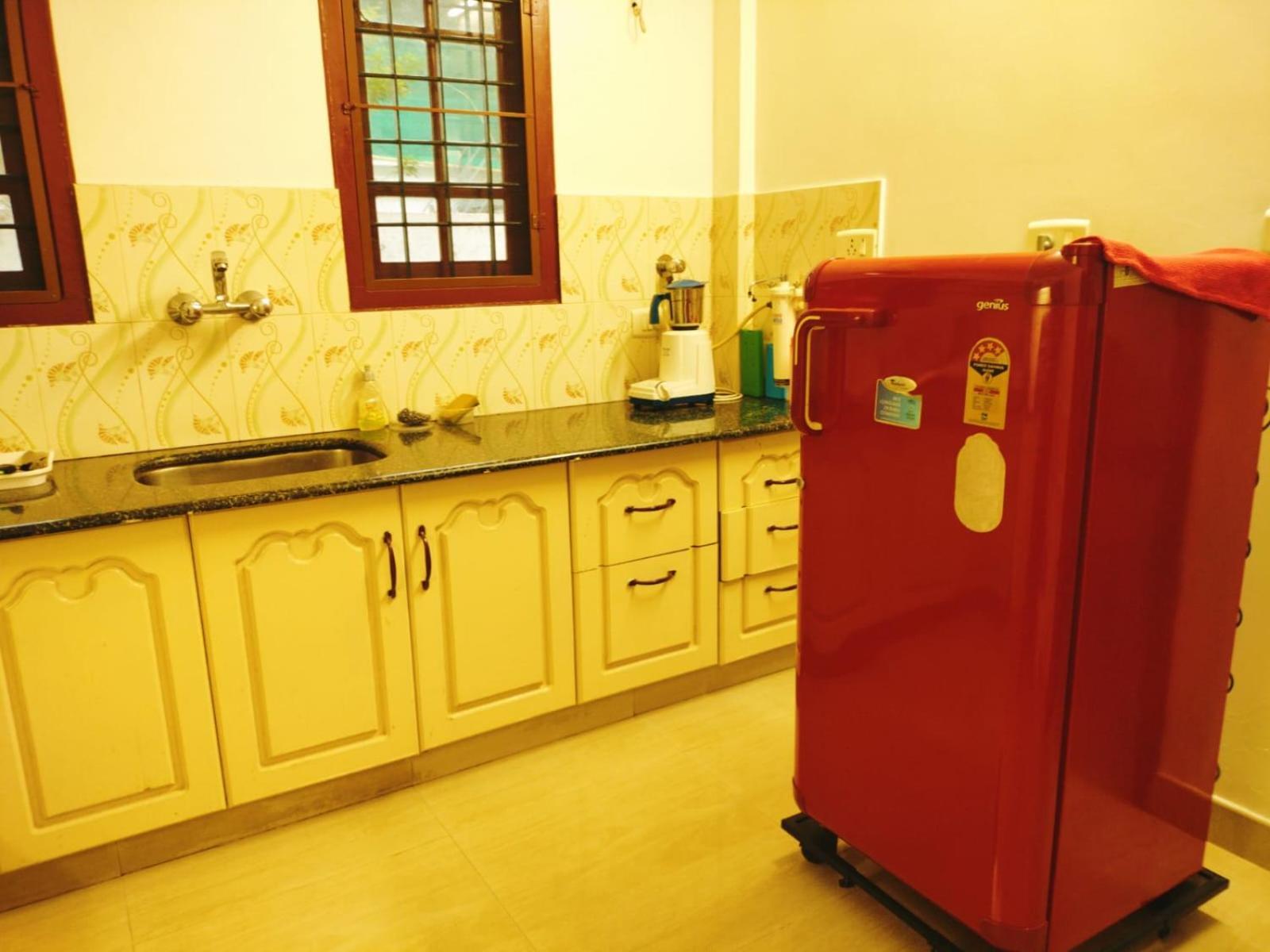 Hotel Jj Inn Kochi Dış mekan fotoğraf