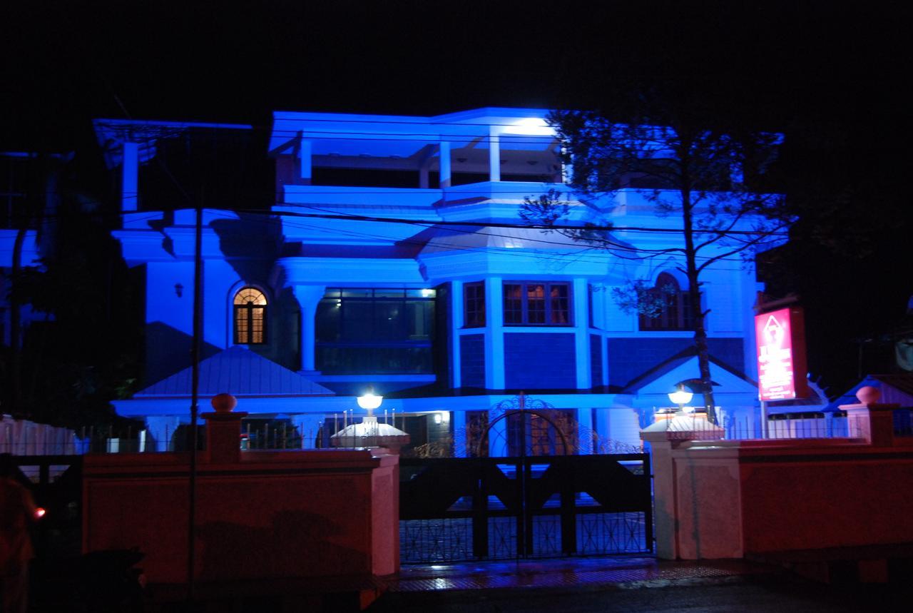 Hotel Jj Inn Kochi Dış mekan fotoğraf